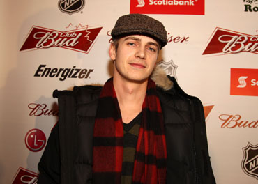 Hayden Christensen on the red carpet at Club Bud NHL Party