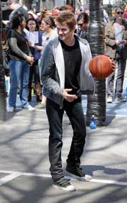 Hayden Christensen getting some hoops in filming New York I Love You